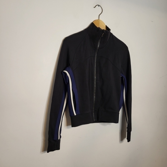 Lululemon Athletica Cover Your Tracks Jacket Size 4 - Picture 10 of 10